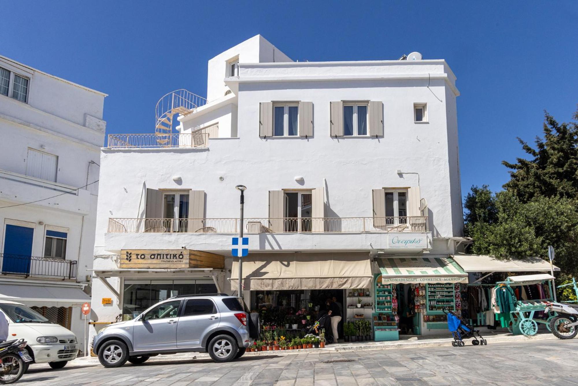 Alora Suites Tínos Værelse billede